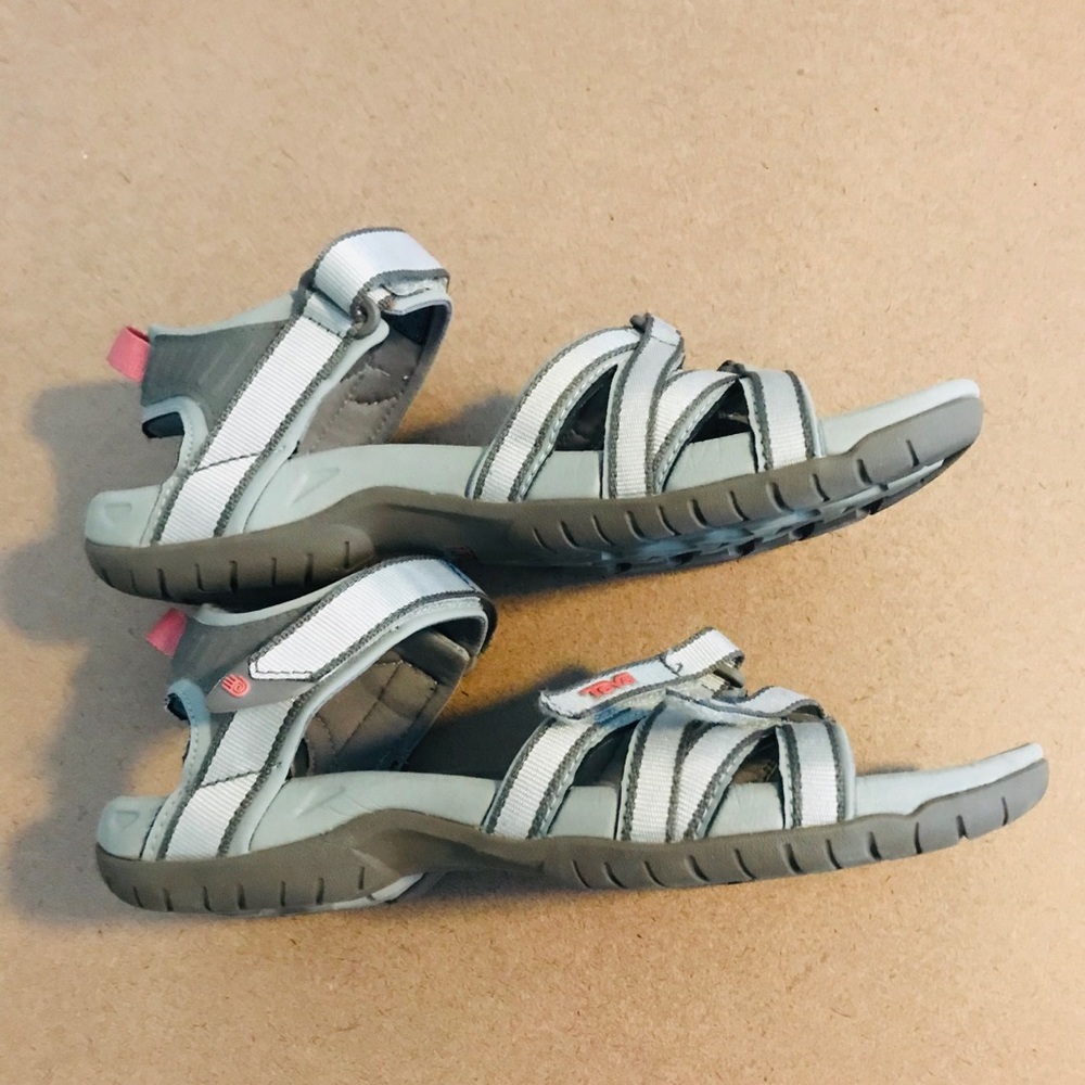 Teva Tirra Beige Sport Strappy Sandals Women 8.5